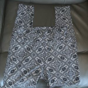 Lularoe leggings one size